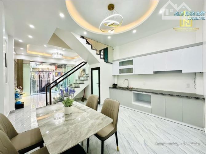 Bán nhà 3 tầng Trần Nguyên Hãn, Lê Chân.50m2.Ngang4,3m.Ngõ Nông.Chỉ 2,98 tỷ - 3