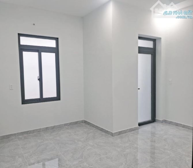 👉Nhà mới Nguyễn Thị Thập, Phú Thuận Q7, 2 tầng, 40 m2 , hẻm thông thoáng sạch sẽ, chỉ - 3