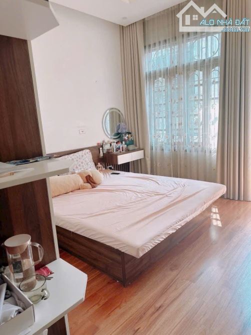 NHÀ ĐẸP YÊN HOÀ, CẦU GIẤY 42M2, 6 TẦNG - GẦN PHỐ - NGÕ RỘNG THOÁNG- 8,5TỶ - 3