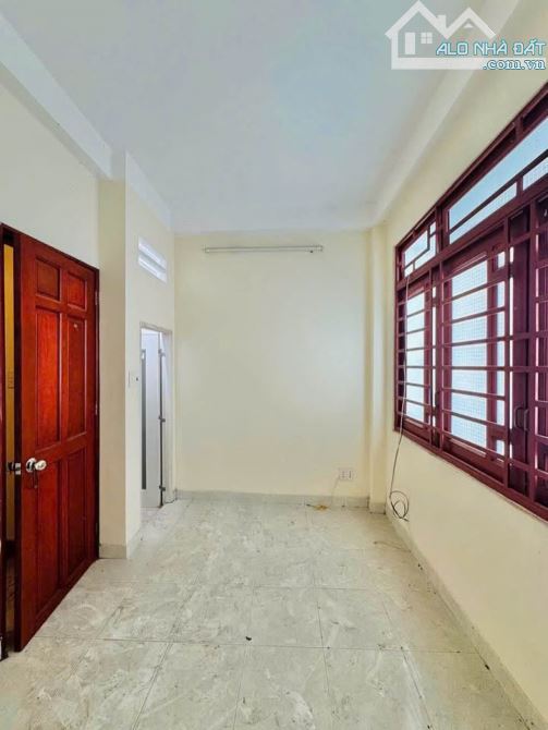 👉🏡 Bán nhà Trường Sa 📐 Diện tích: 15m², 4 tầng đúc, 3PN, 2WC, hoàn công đầy đủ - 3