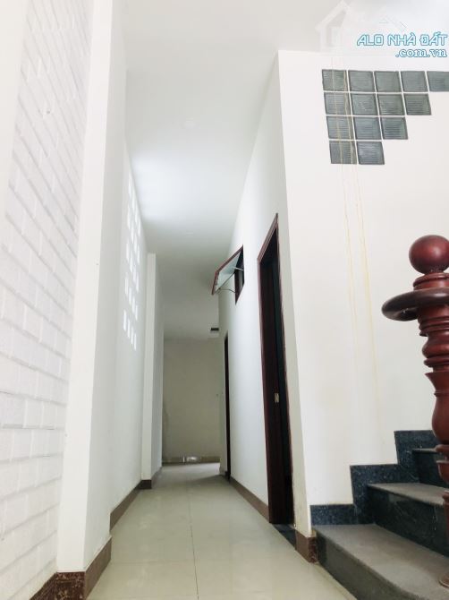 BÁN NHÀ:MẶT TIỀN HUỲNH TẤN PHÁT, Ở NGAY, KHU VILLA AMELIE PMH, 5x28M SỔ ĐẸP, 3TÂNG BTCT. - 4