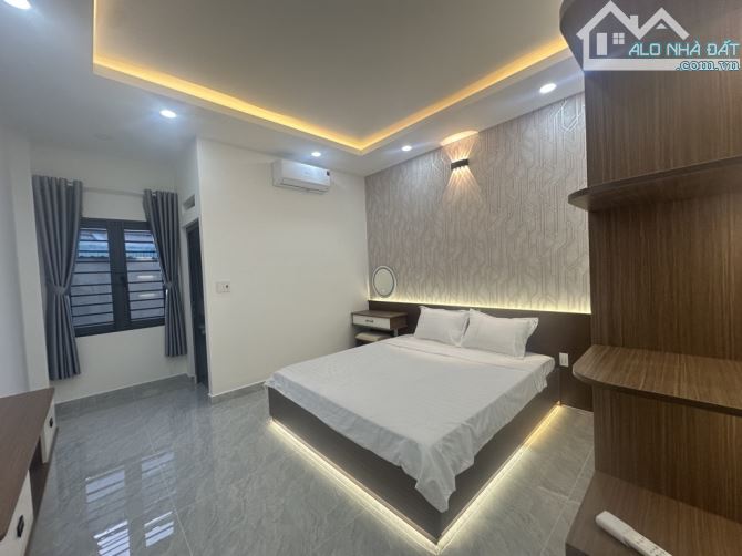 HẺM THÔNG VIP QUẬN 12 - MẶT TIỀN NHÁNH NGUYỄN ẢNH THỦ - 80M2  - SANG SỊN MỊN - 5 TẦNG BTCT - 6