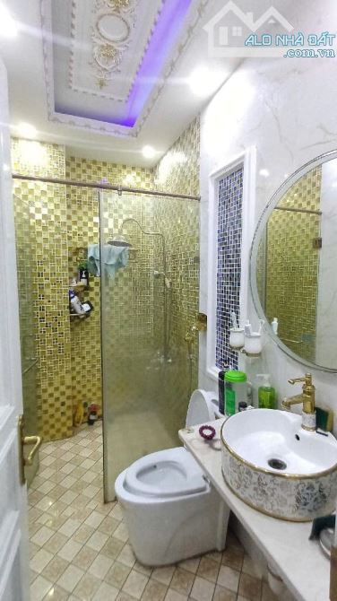 Mặt Tiền Hẻm Kinh Doanh DƯƠNG QUẢNG HÀM P5 Gò Vấp, giá chỉ 15 tỷ - 6 TẦNG - 70m2 - Sát mt - 8
