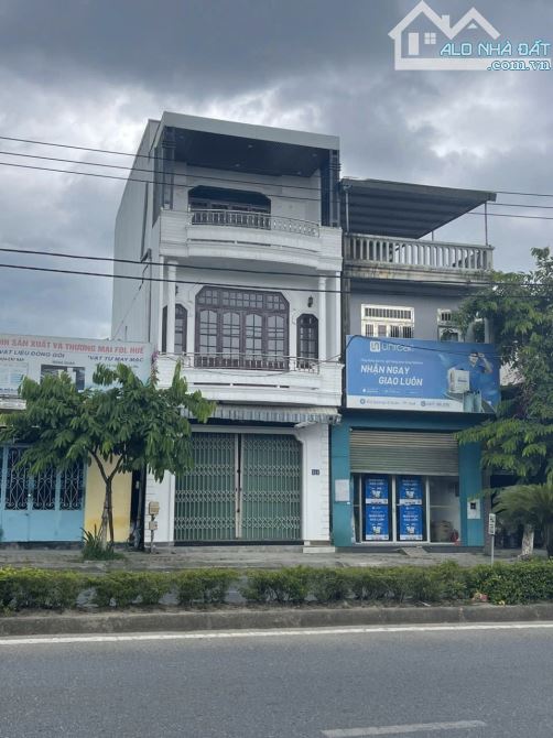 ⛔️CẦN BÁN NHÀ⛔️ 🏘🏘🏘Nhà 3 tầng mặt tiền đường Lê Duẩn, Phường Phú Nhuận vị trí kinh doan