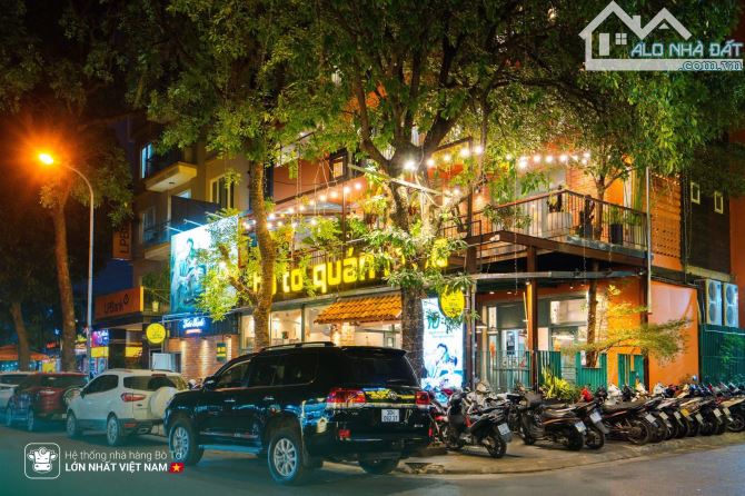 Nhà Hàng Víp - Mặt Phố Nguyễn Văn Lộc 200m2 x 4 tầng  Mặt tiền 15m - Giá 130tr/tháng