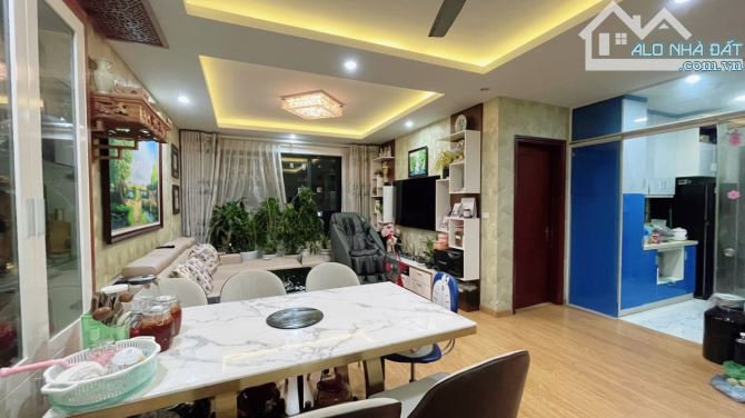 Cho thuê căn hộ  2PN  chung cư KĐT mới nghĩa đô chỉ 10tr full Nội Thất đẹp - 2