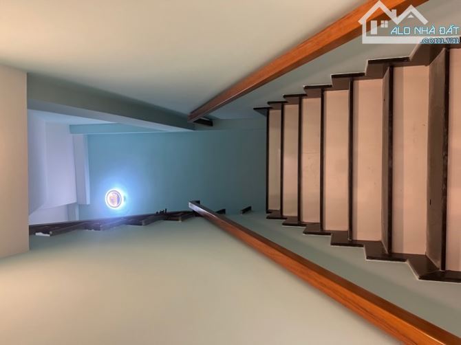 Phòng trọ đẹp sang trọng Gần ĐH Maketing Thủ Đức 25m2 Chỉ 2 triệu 8 - 2