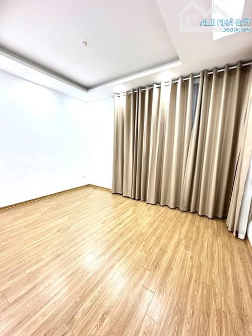 BÁN NHÀ MỸ ĐÌNH  60M2 GIÁ CHỈ 9.5 tỷ - SIÊU PHẨM - NHÀ ĐẸP Ở LUÔN - 2