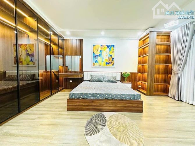 Cho thuê nhà ngõ ô tô phố Linh Lang 60m2 4 phòng ngủ giá thương lượng - 2