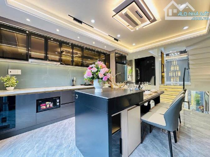 Nhà mới xây 100% -  Chỉ 12tỷ - Hẻm 6m – 4x15m - 5 Tầng - Phan Huy Ích - P14 -Gò Vấp - 3