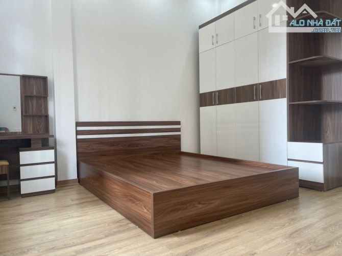 Bán nhà ngõ 373 đường Ngọc Hồi, Thanh Trì, diện tích 37m2, 3 tầng, Ô tô - 4