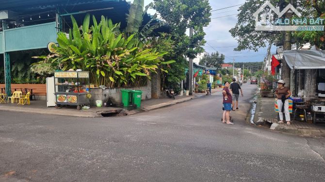 Đất thổ cư 258m2( ngang 10m ) tại ngã tư Dầu Giây. Giá ngôp bán nhanh trong tháng - 4