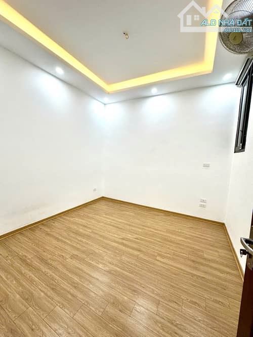 BÁN NHÀ MỸ ĐÌNH  60M2 GIÁ CHỈ 9.5 tỷ - SIÊU PHẨM - NHÀ ĐẸP Ở LUÔN - 4