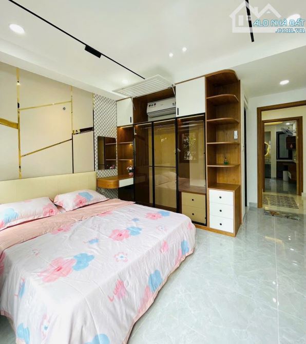 NHÀ ĐẸP GIÁ HỜI TẠI NGUYỄN TRÃI - QUẬN 5, DT 60M2, HẺM XE HƠI, SỔ HỒNG RIÊNG CHỈ 2 TỶ 435 - 5