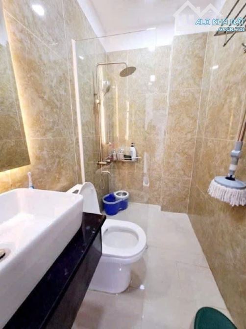 Q7: HẺM XE TẢI. CẠNH PMH, 50M2. 3LẦU. KHÔNG LỘ GIỚI, HOÀN CÔNG ĐỦ - 5