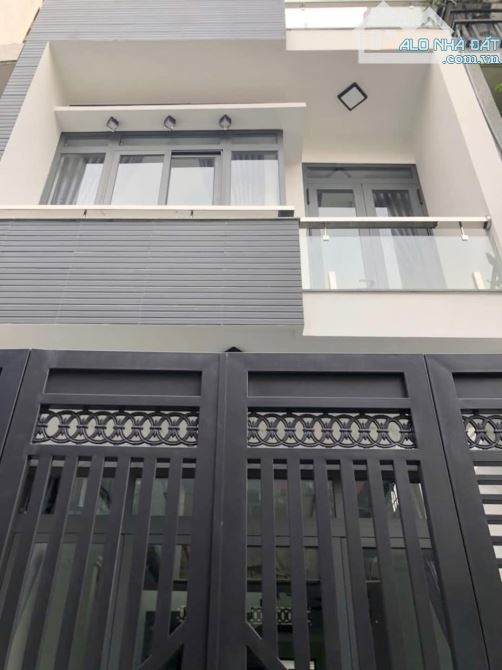 Bán nhà Hẻm xe hơi Vườn Lài Tân Phú 4x15m 2Tầng mới ở ngay chỉ nhỉnh 6 tỷ - 7