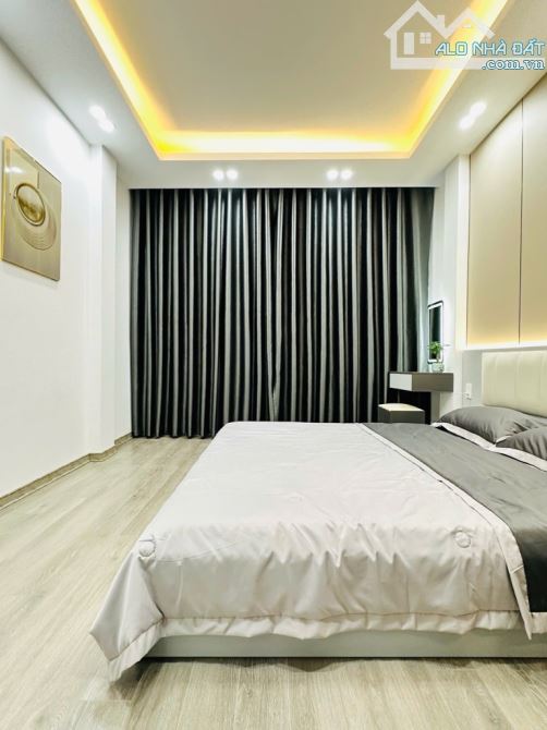 Văn Hương -  Nhà siêu đẹp - Siêu sáng thoáng- Nội thất siêu VIP- 5 tầng - 20m2 - 4,8tỷ - 8