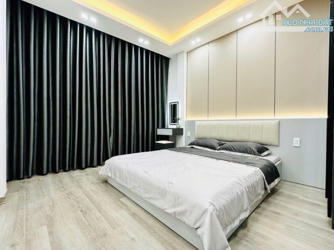 Văn Hương -  Nhà siêu đẹp - Siêu sáng thoáng- Nội thất siêu VIP- 5 tầng - 20m2 - 4,8tỷ - 9