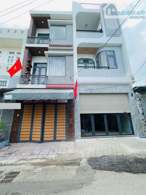 Gấp Bán nhà 2 tầng hẻm ôtô bình giã P10 vũng tàu DT: 63m² giá 4 tỷ 8