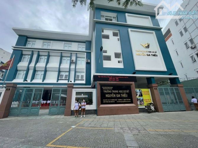 BÁN NHÀ TÂN BÌNH SÁT QUẬN 10 102M2 4 TẦNG HẺM XE HƠI .THÔNG NHIỀU NGÃ 9.95TỶ - 1
