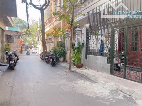 BÁN NHÀ 4T x 60M2 - PHỐ NGUYỄN PHONG SẮC, CẦU GIẤY  - GIÁ 24 TỶ - 1