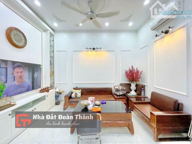 40m2 nhà 4 tầng TĐC Sao Sáng, 618 Ngô Gia Tự - 1