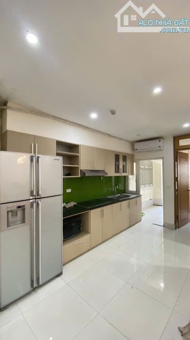 Bán chung cư 250 Minh Khai - 75m2 x 2 ngủ 2 vệ sinh - Sổ đỏ chính chủ - Nhà đẹp ở ngay - 2