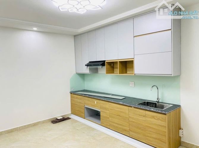 Nhà 3 tầng, 46m2, sau cây xăng Việt Hùng, An Dương 1 ô tô đỗ cửa giá 2,85 tỷ - 2