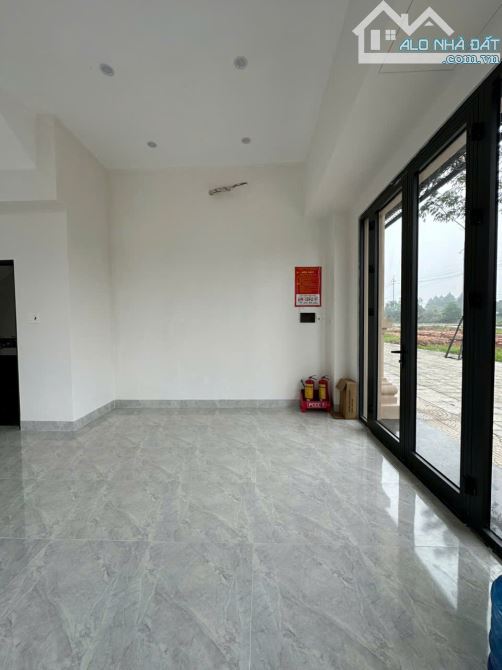 Cho Thuê Căn Shophouse 3 Mặt Tiền Giá Siêu nét - 2