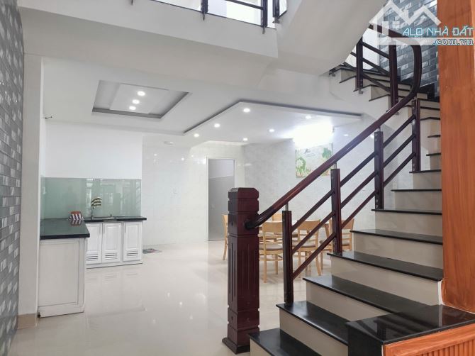 Bán nhà 2 tầng, 125m2 mặt tiền Lư Giang - Hoà Xuân - 2