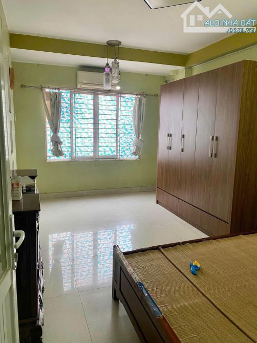 Nhà 5 tầng Phú Viên- Bồ Đề 30m2- cho thuê lâu dài 8tr/thg🎊🎊 - 2