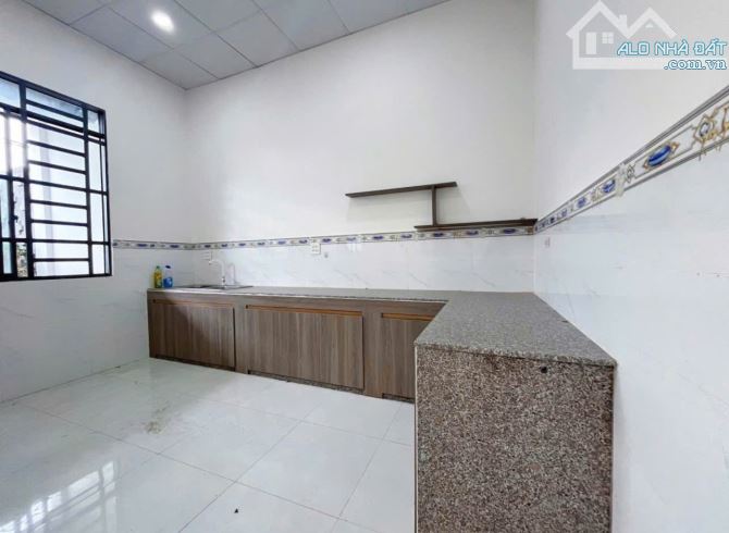 Nhà mặt tiền, giá kịch khung ở ngay gần Tỉnh Lộ 8 Củ Chi, dt 175m2, 750 TRIỆU. Sổ sẵn. - 3