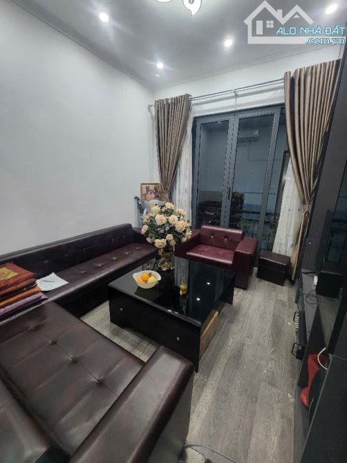 Bán Nhà Cù Chính Lan, 30m², Ngõ Thông, Ô Tô, Thoáng Sáng, Giá Chỉ 6.5 Tỷ - 3