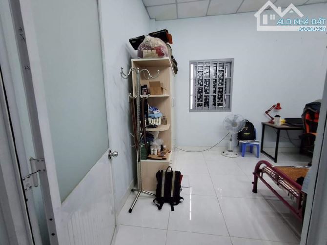 NHÀ LVB TÂN KIỂNG QUẬN 7 - NỞ HẬU 4,5M DT 4 * 10M , 🧧 SỔ RIÊNG HOÀN CÔNG  💰 NHỈNH 3 TỶ T - 3