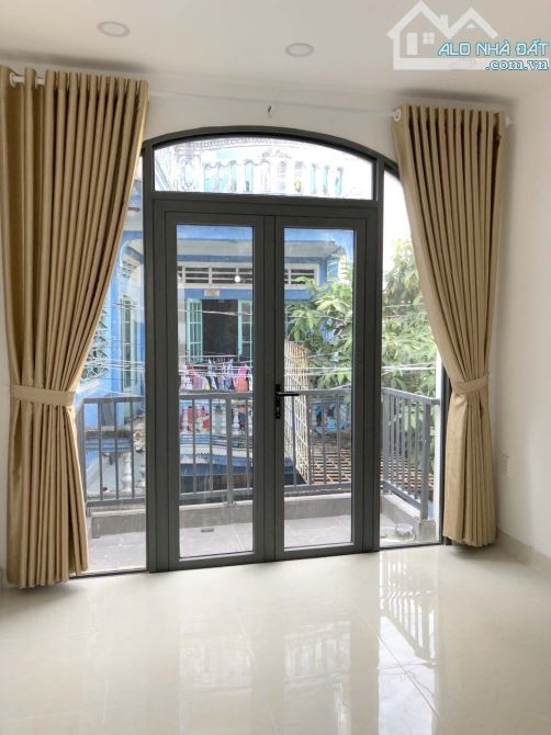 Bán Nhà Gốc Hẻm Hoài Thanh 3.21m x 5.41m Nở Hậu 3.32m- 19.9m- 1 Trệt 1 Lầu 1PN- 2WC F14 Q8 - 5