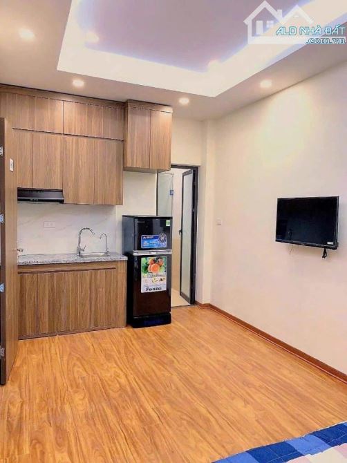 Bán Nhà Dòng Tiền Phố Tu Hoàng Khai Thác 1.8 Tỷ 100m2 7 Tầng Thang Máy 28 Phòng 20 Tỷ - 7