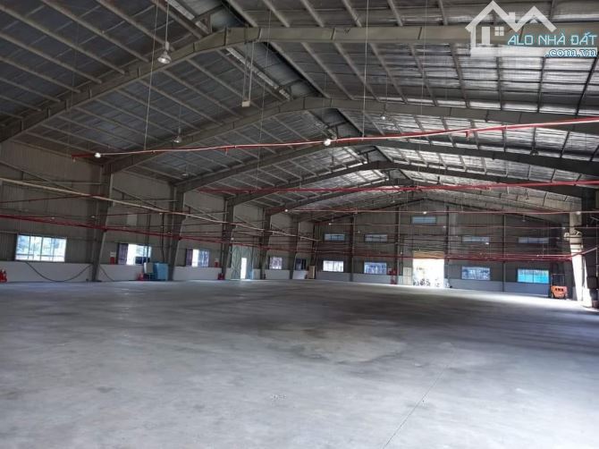 Cho thuê kho bãi mặt tiền quốc lộ 1a 4000m2