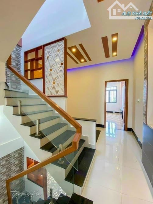 BÁN NHÀ 5.6 tỷ phan chu trinh  TP ĐÀ LẠT