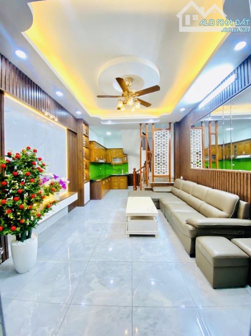 NHÀ - PHỐ VỌNG - 40M² - 4 TẦNG - HƠN 6 TỶ NGÕ THÔNG - CÁCH Ô TÔ 30M - KINH DOANH NHỎ