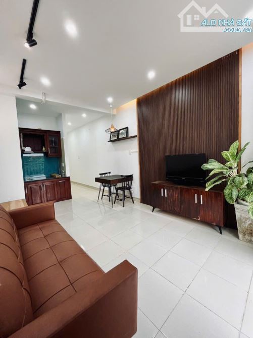 Bán căn hộ chung cư tiểu la. 52m2 2pn full nội thất