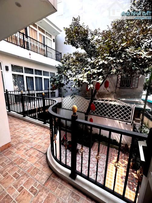 NGỌC HÀ, BA ĐÌNH, 116M2 5 TẦNG MT 7M GIÁ 28,5 TỶ- MẶT NGÕ- NHÀ ĐẠO DIỄN NỔI TIẾNG- TRUNG