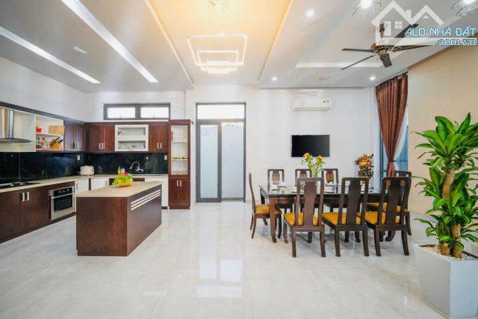 BÁN BIỆT THỰ BIỂN NGUYỄN TẤT THÀNH - VỊ TRÍ ĐẸP GIÁ TỐT - 10