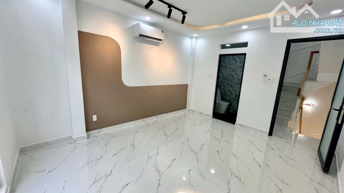 Bán nhà đường Hưng Phú 22m2 4 tầng 3.7m x 8m giá nhỉnh 3 Tỷ Phường 9 Quận 8 - 1