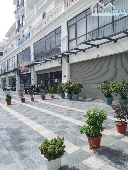 Cắt lỗ bán cấp, Shophouse Sao Biển Vinhomes Ocean Park 1, 140m2 5T 10 tỷ - 1