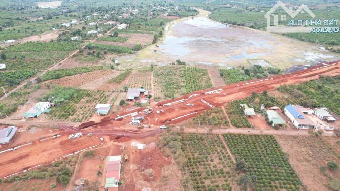 Cần bán nhanh lô đất mặt tiền đường Hành Lang Kinh Tế Phía Đông, Pleiku, Gia Lai - 1