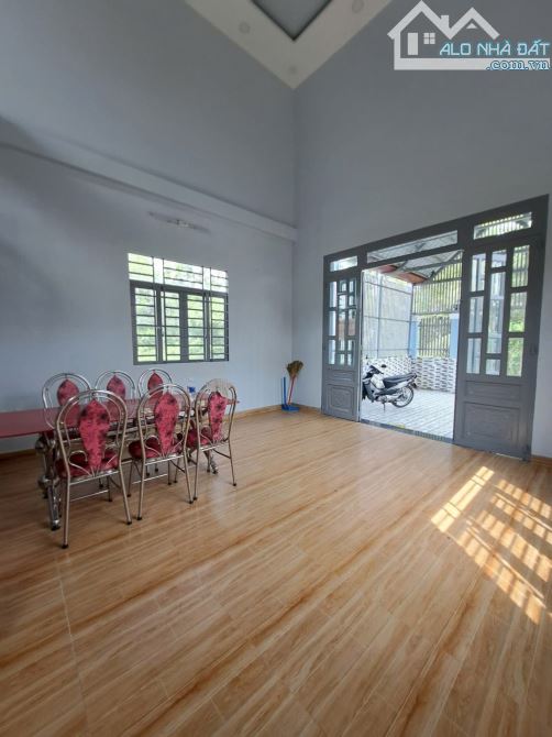 BÁN NHÀ SHR DT 117M2 GIÁ 2 TỶ 600 TRIỆU TẠI 826C ĐƯỜNG LÊ VĂN LƯƠNG. - 1