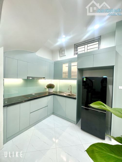 BÁN NHÀ - GIẢI PHÓNG - 41M² - 5 TẦNG - HƠN 6 TỶ NHÀ LÔ GÓC - THOÁNG SÁNG - KHU HIẾM NHÀ - 1