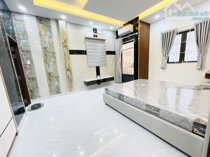 Quận 7 - Đường trần xuân soạn - P. Tân Hưng - Biệt thự mini ngang 8m 3 tầng - Nhỉnh 6 Tỷ - 1