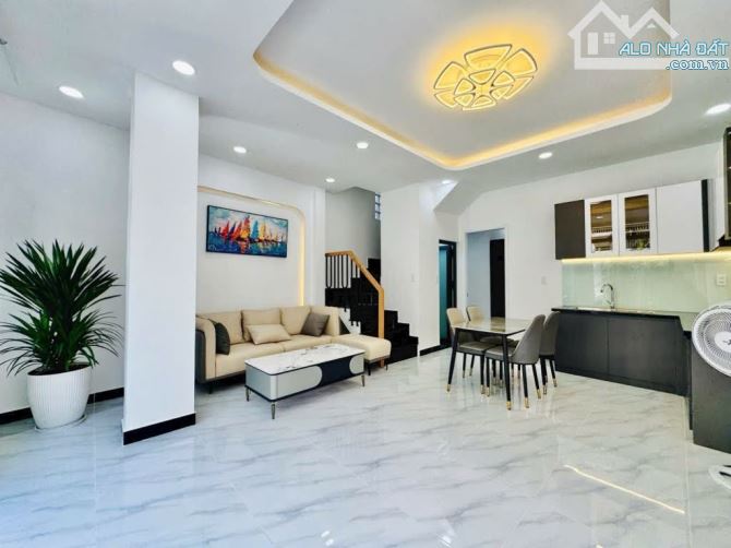 Bán nhà Gò Vấp, Nguyễn Thái Sơn, nhà mới sát hẻm xe hơi,  56M²x2 tầng, 3 Pn, hơn 5 tỷ - 1