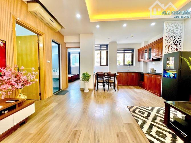 Bán nhanh căn hộ 2 ngủ 66 m2 tại chung cư B3C Nam Trung Yên, Cầu Giấy, nhà đẹp, ở ngay - 1